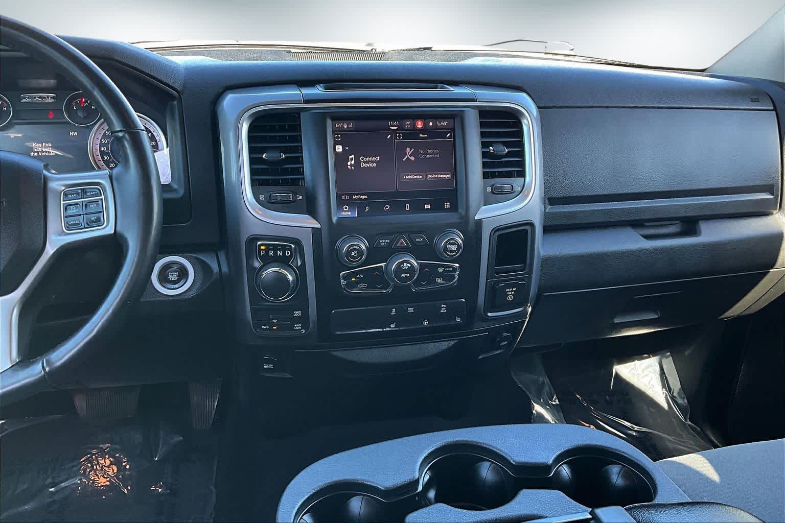 Thumbnail: 2022 RAM 1500 Classic - 15