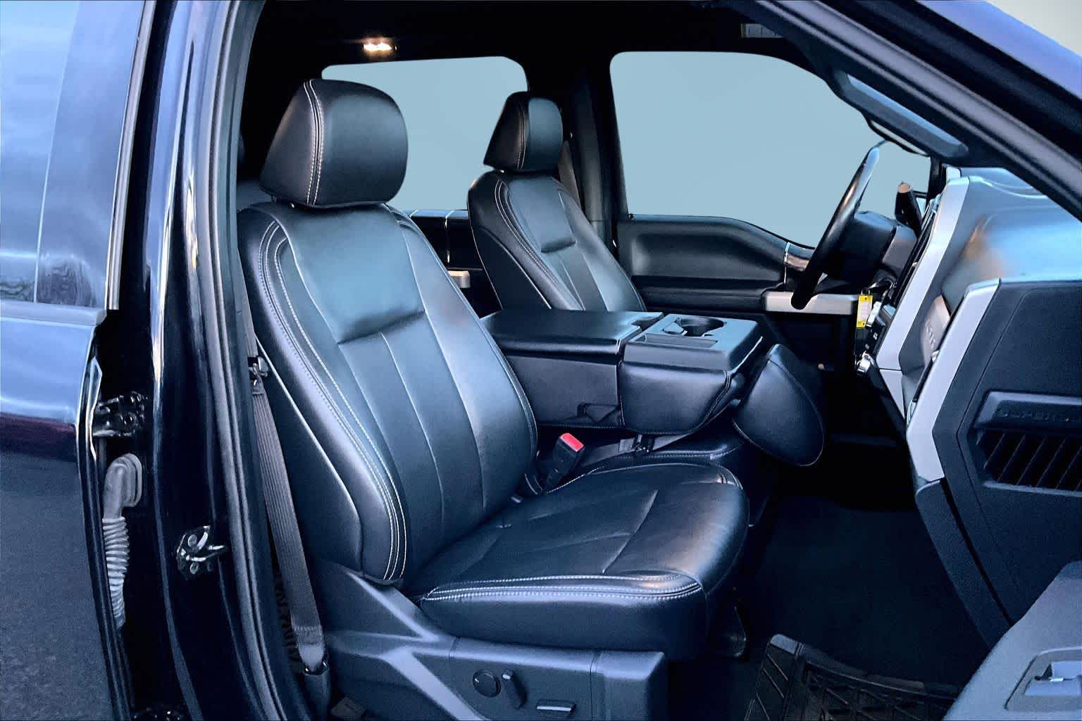 Thumbnail: 2022 Ford Econoline - 13