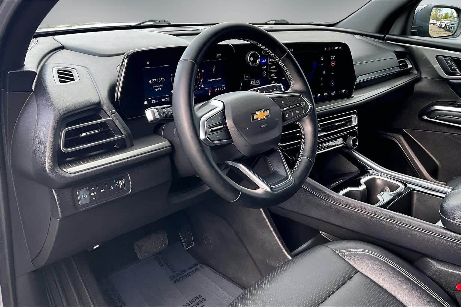 Thumbnail: 2025 Chevrolet Traverse - 2