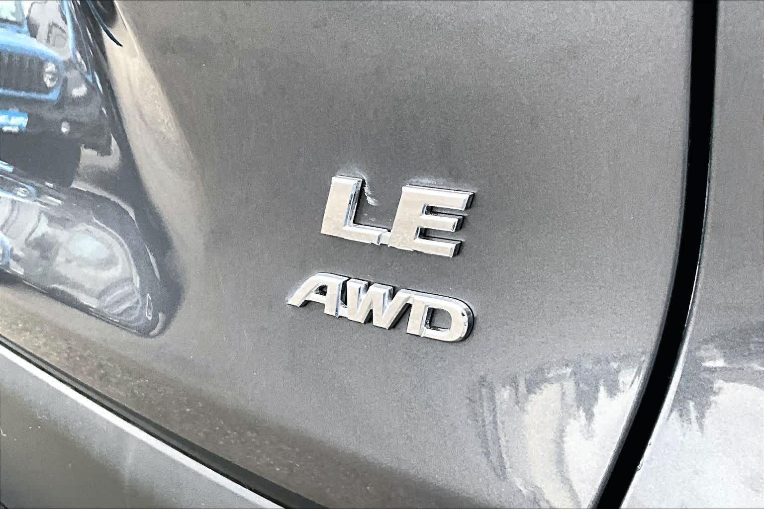 Thumbnail: 2024 Toyota RAV4 - 7