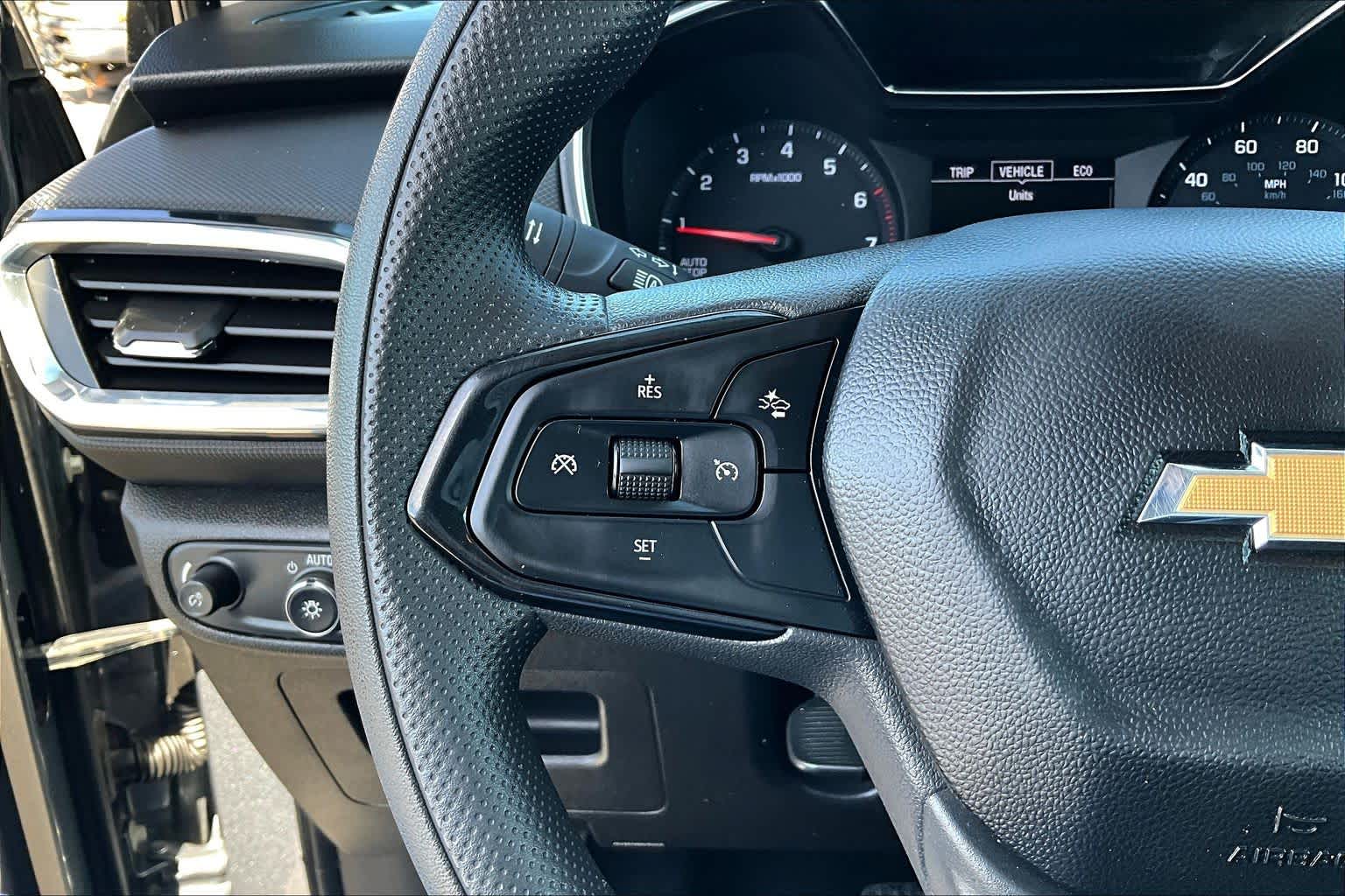 Thumbnail: 2022 Chevrolet TrailBlazer - 24