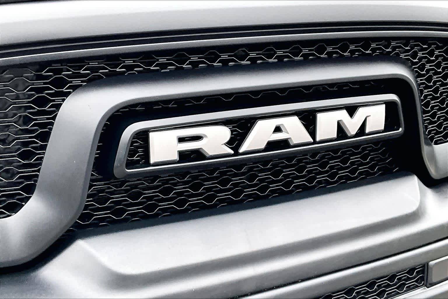 Thumbnail: 2021 RAM 1500 Classic - 33