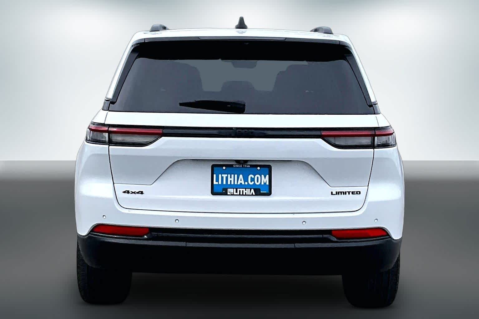 Thumbnail: 2023 Jeep Grand Cherokee - 5
