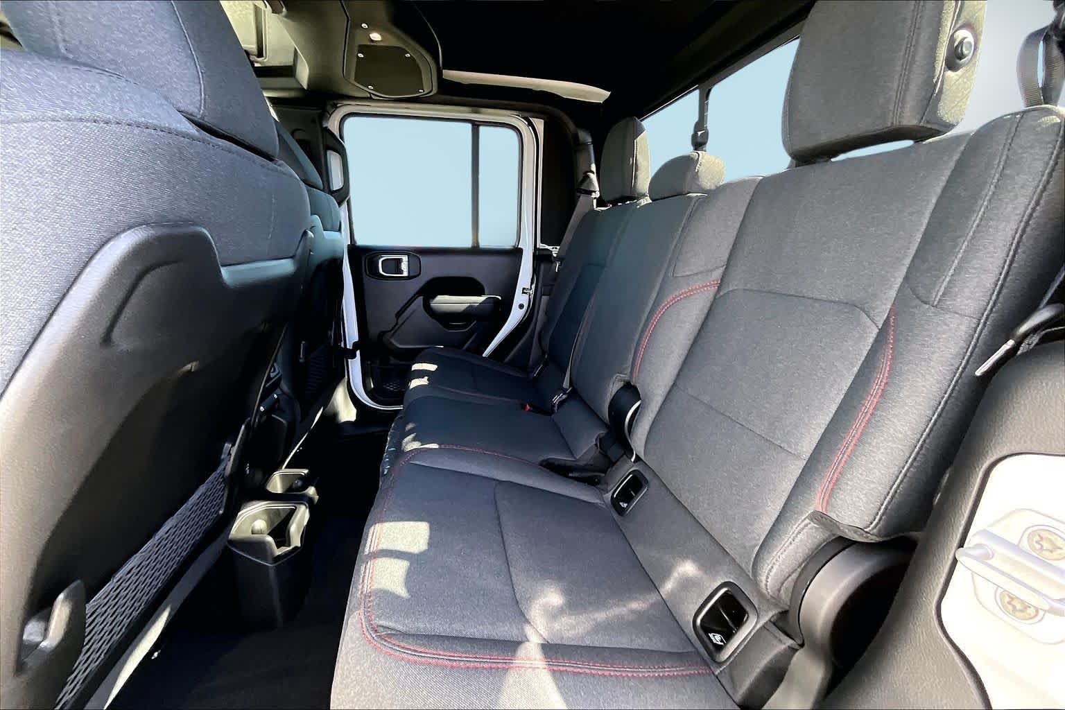 Thumbnail: 2026 Jeep Gladiator - 13