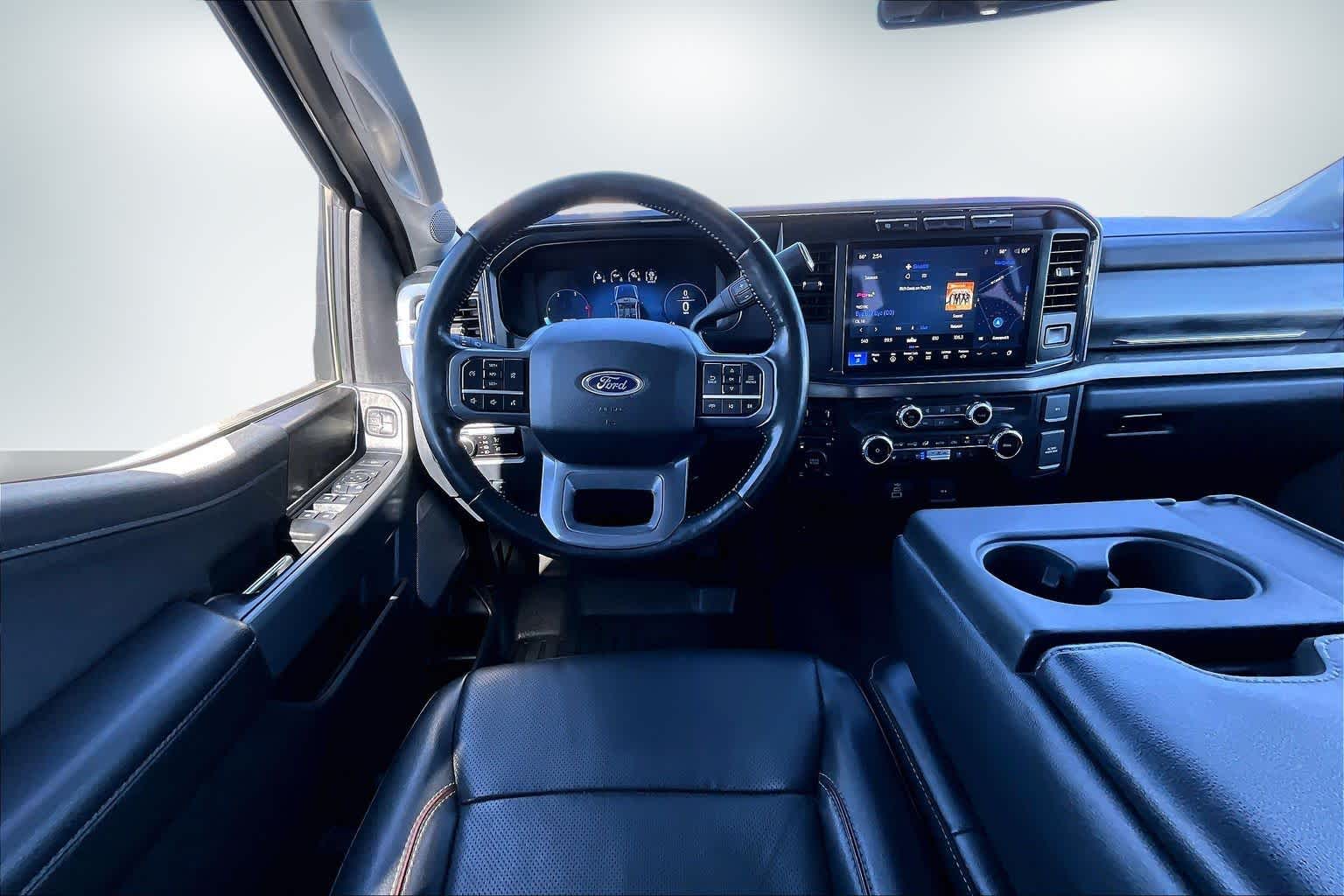 Thumbnail: 2023 Ford Econoline - 13