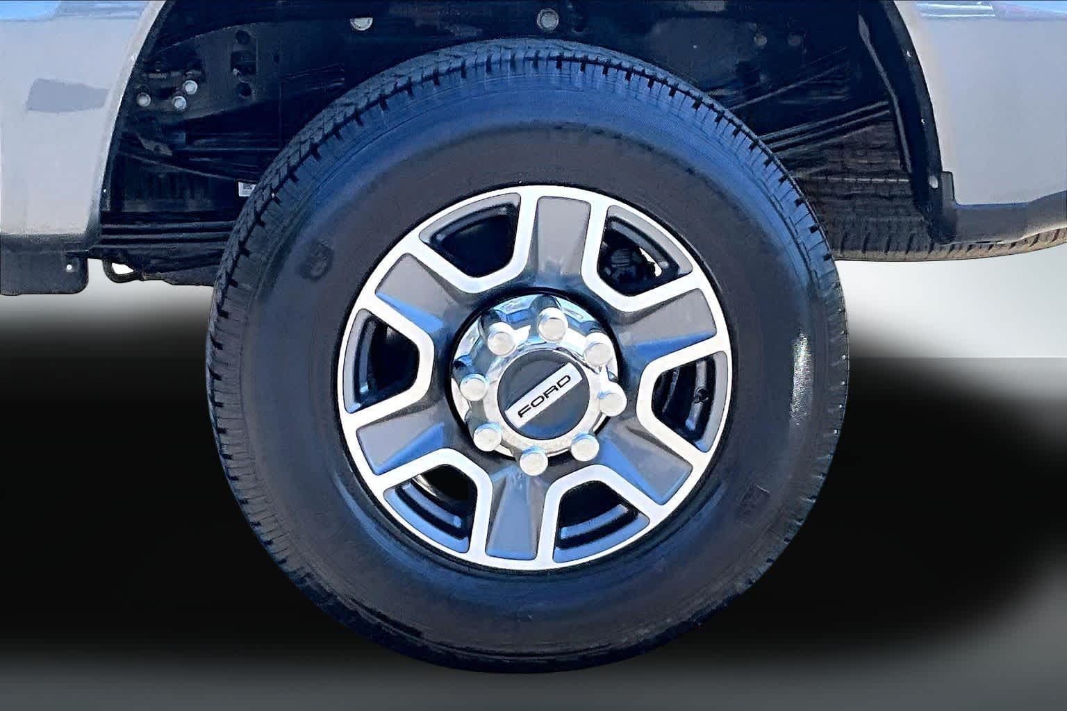 Thumbnail: 2026 Ford Econoline - 32
