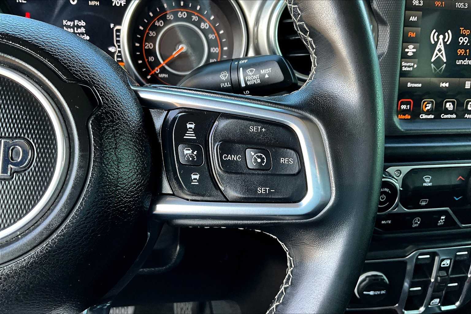 Thumbnail: 2020 Jeep Gladiator - 25