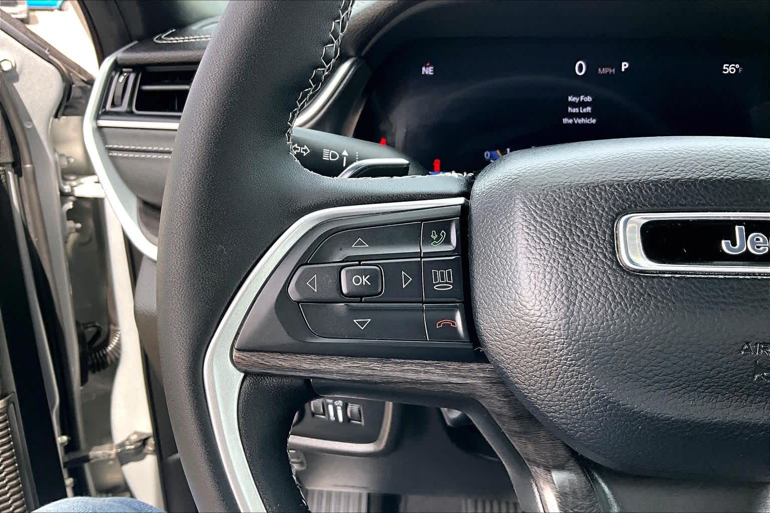 Thumbnail: 2024 Jeep Grand Cherokee L - 24