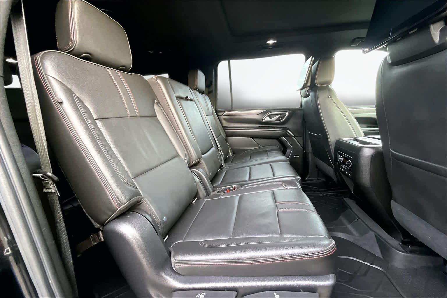 Thumbnail: 2021 Chevrolet Suburban - 30