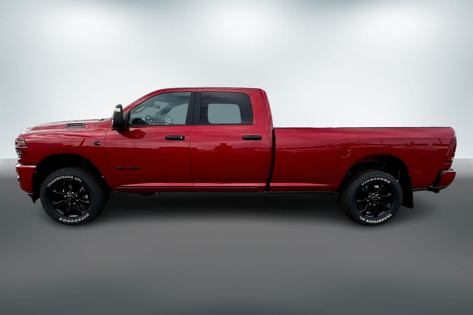 2026 Ram 3500 Big Horn photo 3