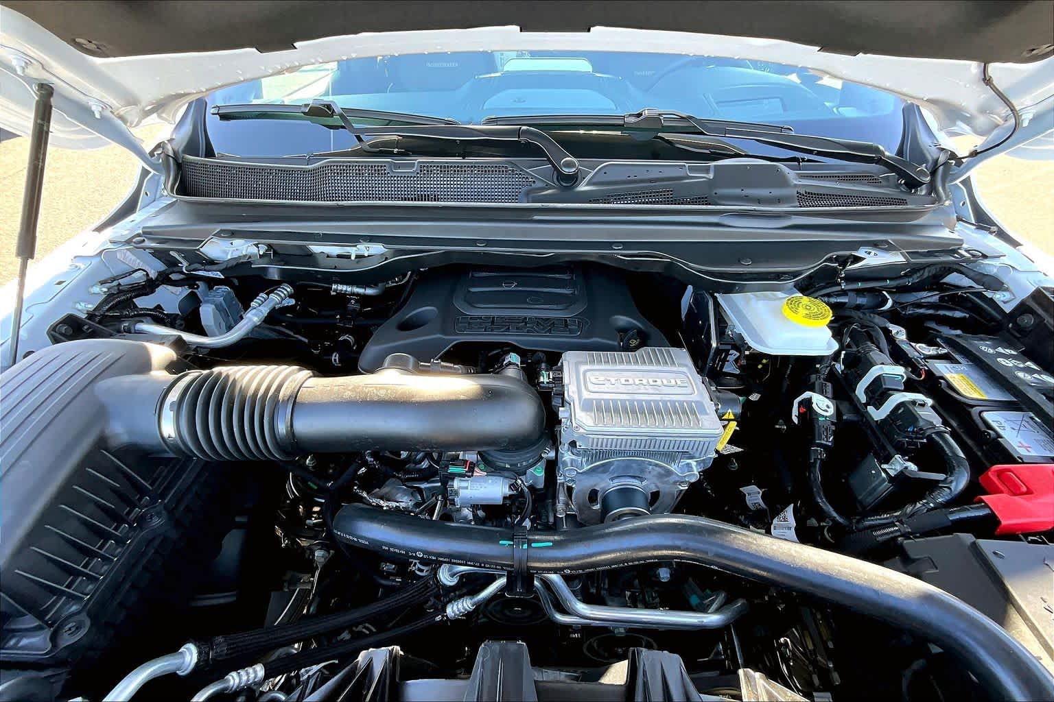 Thumbnail: 2026 RAM 1500 - 9