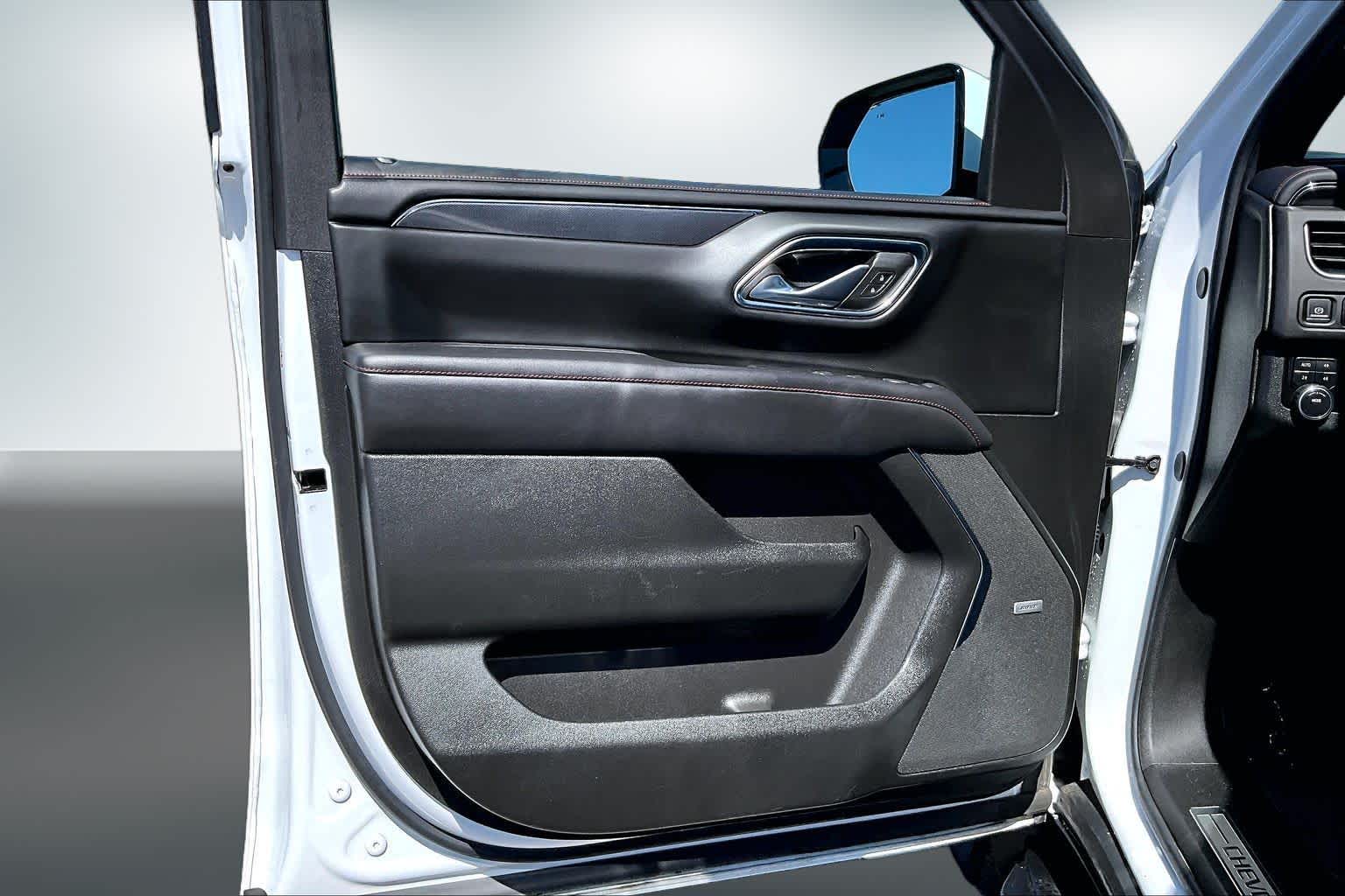 Thumbnail: 2023 Chevrolet Tahoe - 27