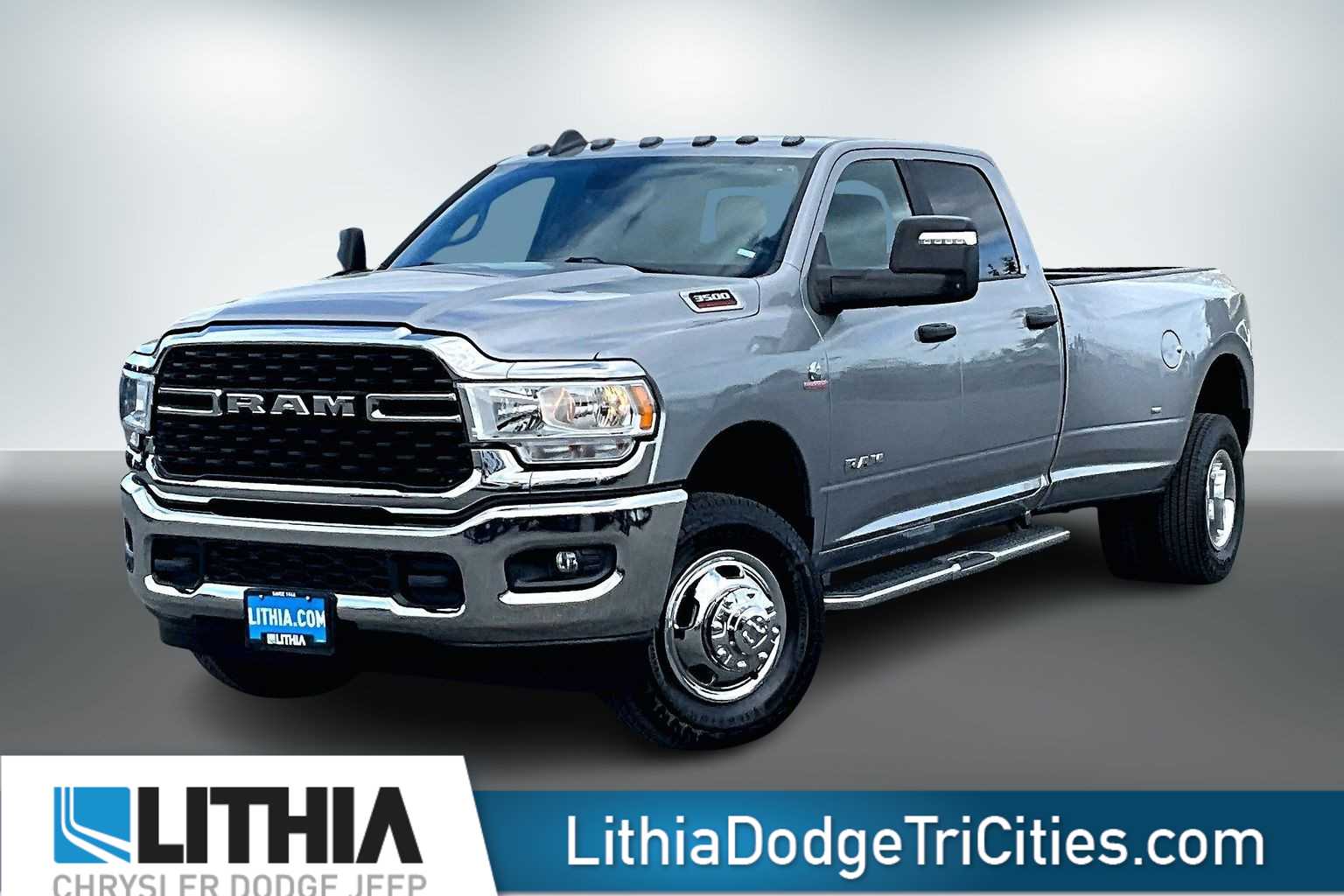 2024 RAM 3500 Big Horn 4X4 Crew Cab LWB's photo