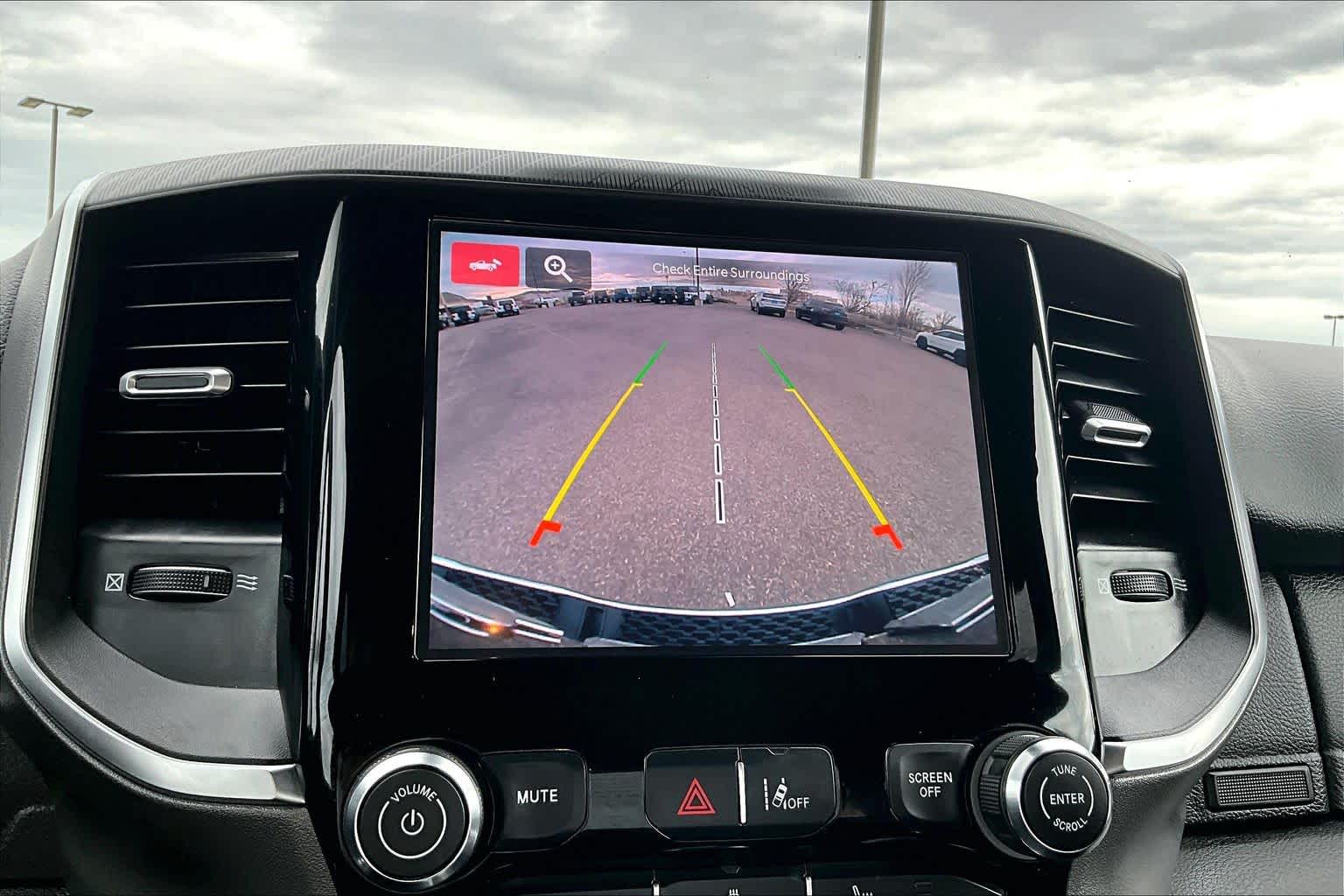 Thumbnail: 2025 RAM 1500 - 25