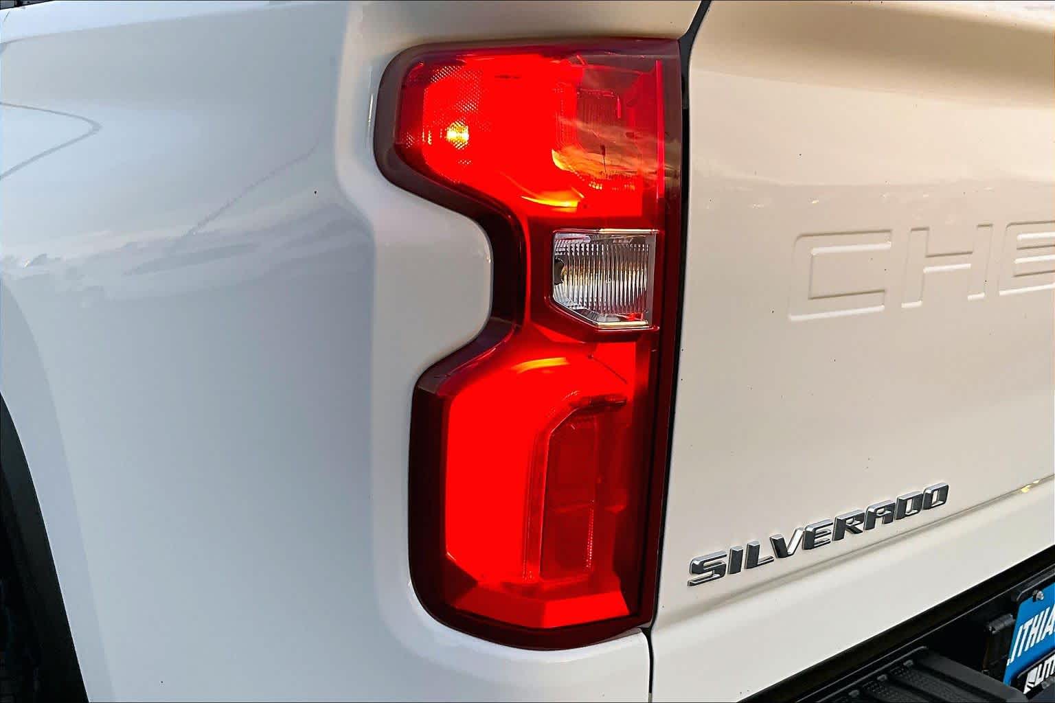 Thumbnail: 2022 Chevrolet Silverado 2500 - 32