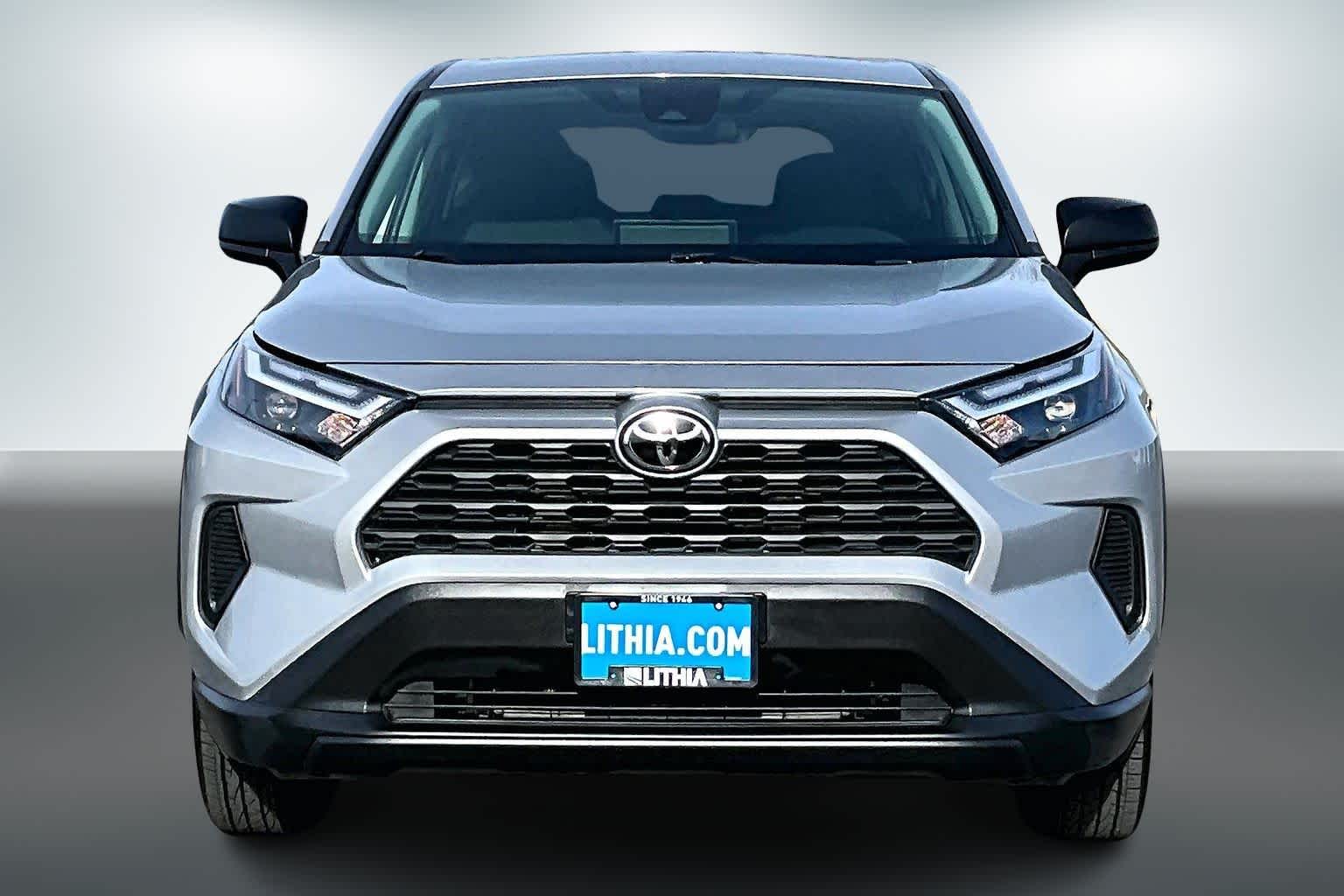 Thumbnail: 2025 Toyota RAV4 - 6