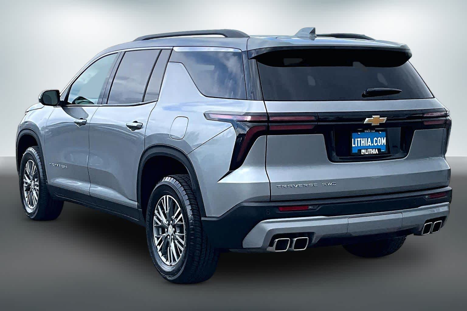 Thumbnail: 2025 Chevrolet Traverse - 4