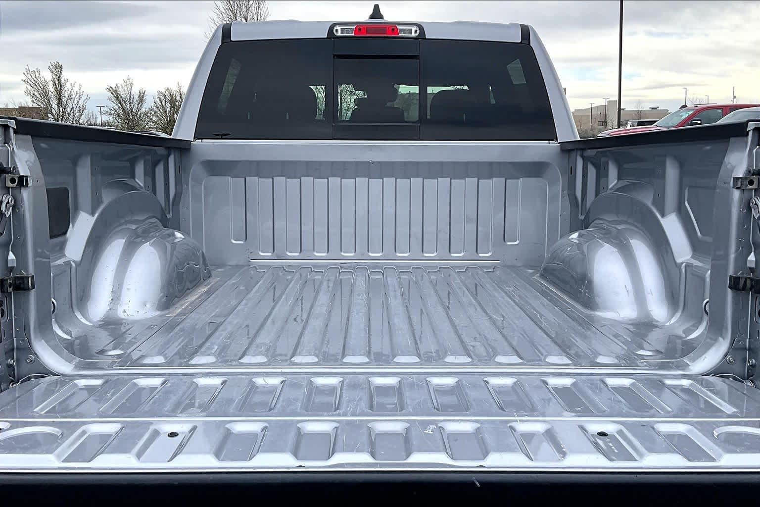 Thumbnail: 2025 RAM 1500 - 18