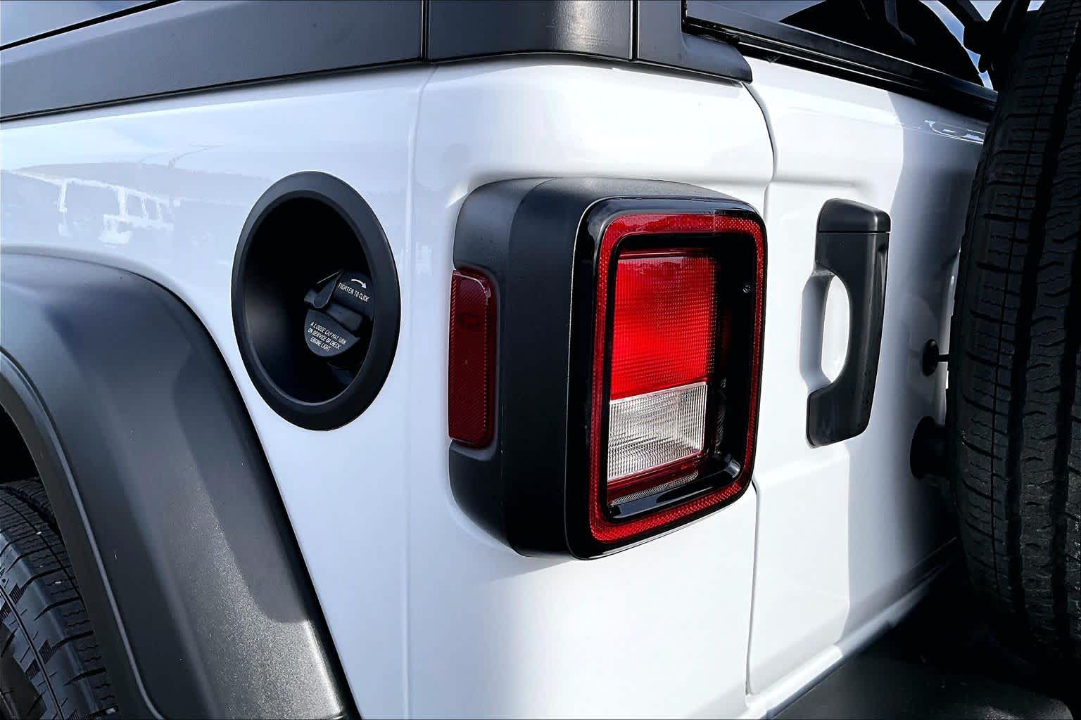 Thumbnail: 2025 Jeep Wrangler - 30