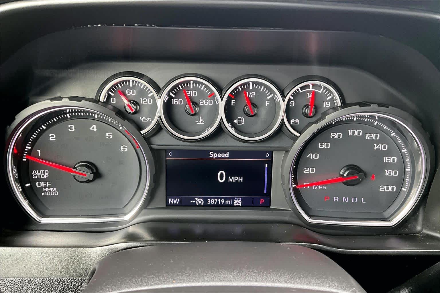 Thumbnail: 2021 Chevrolet Silverado 1500 - 17