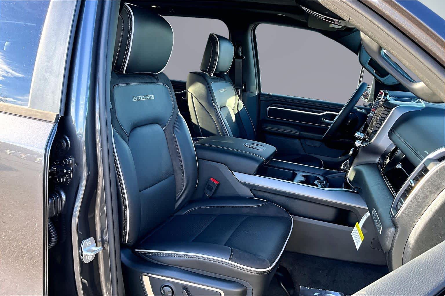 Thumbnail: 2026 RAM 1500 - 14