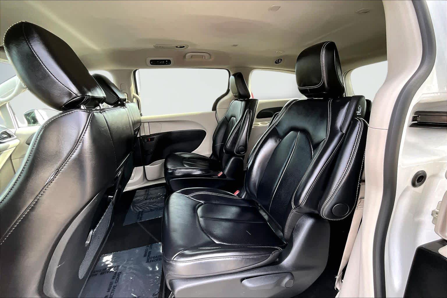 Thumbnail: 2024 Chrysler Pacifica - 29