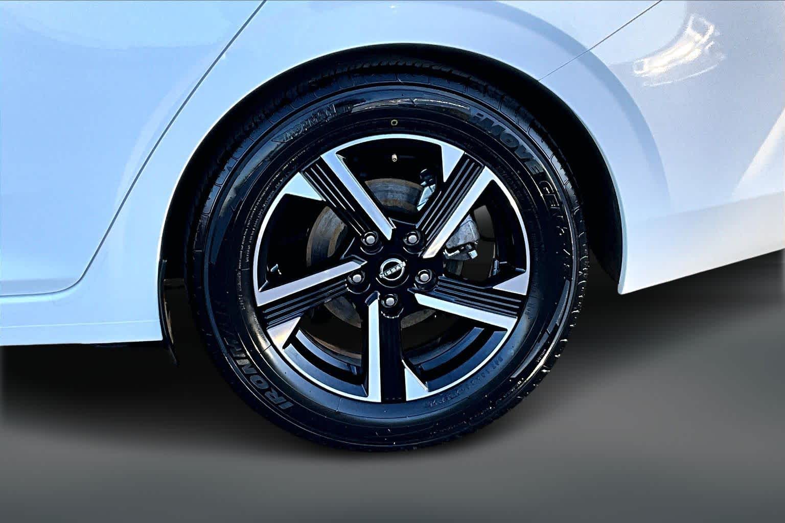 Thumbnail: 2024 Nissan Sentra - 31