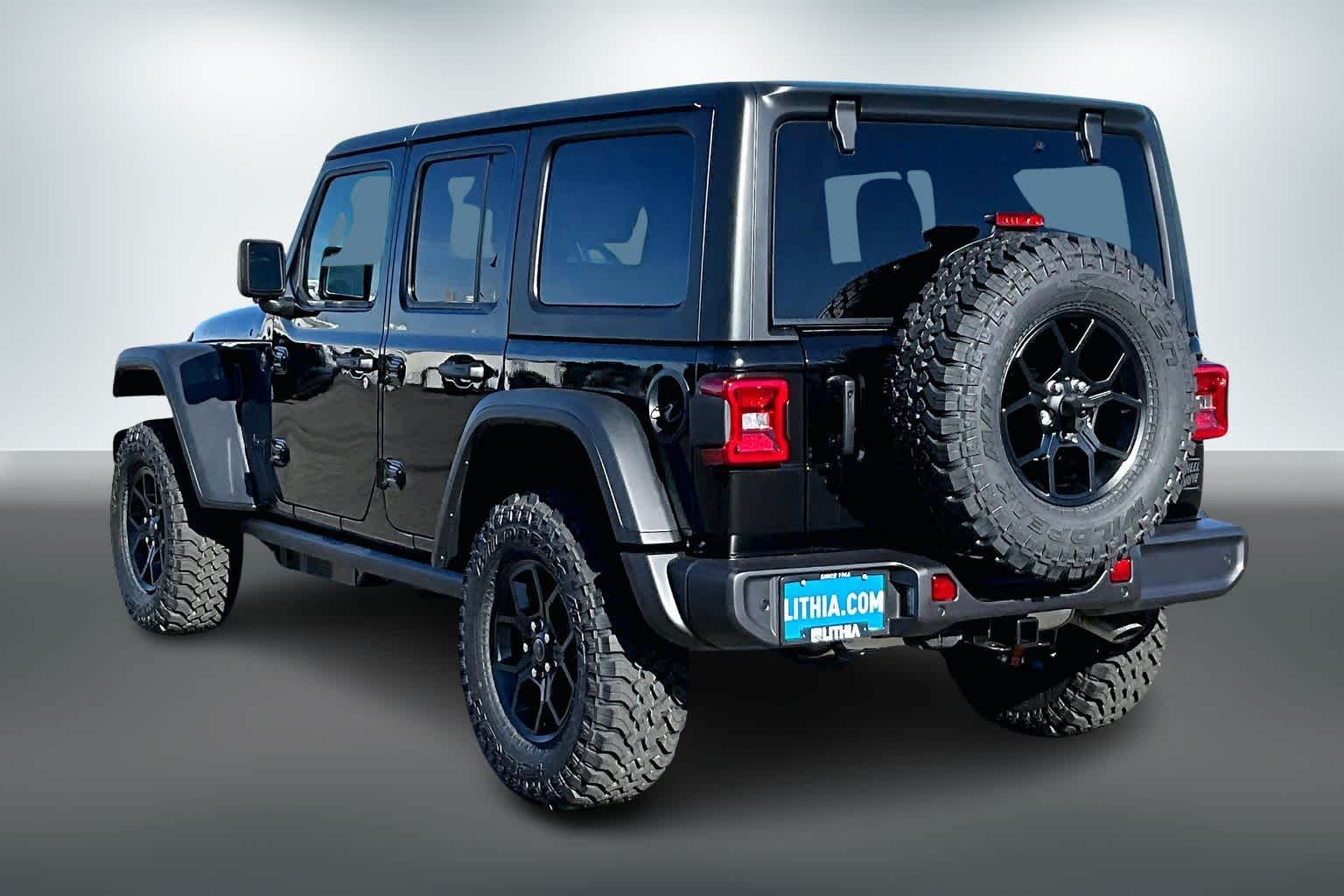 Thumbnail: 2026 Jeep Wrangler - 3