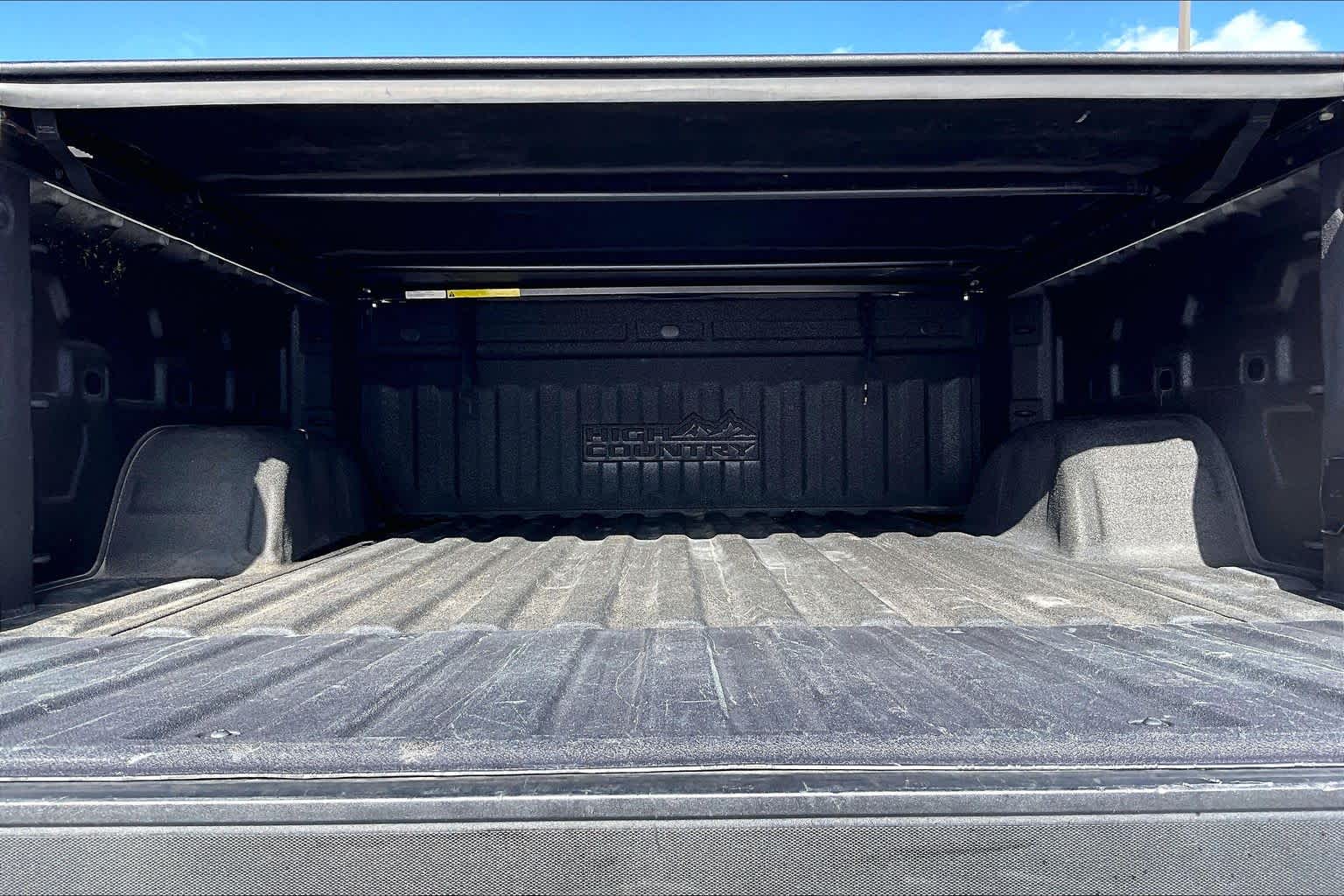 Thumbnail: 2022 Chevrolet Silverado 1500 - 18