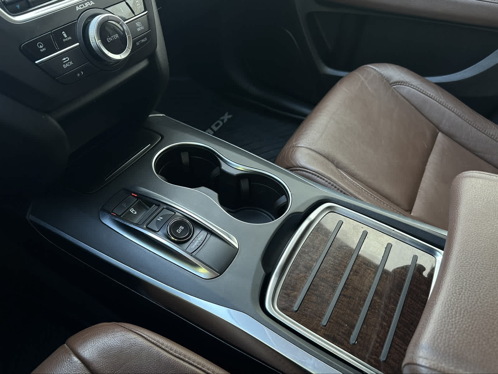 Thumbnail: 2017 Acura MDX - 18