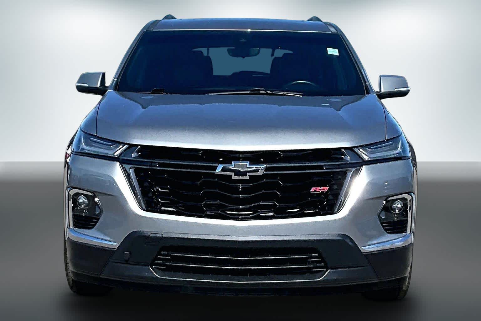 Thumbnail: 2023 Chevrolet Traverse - 5