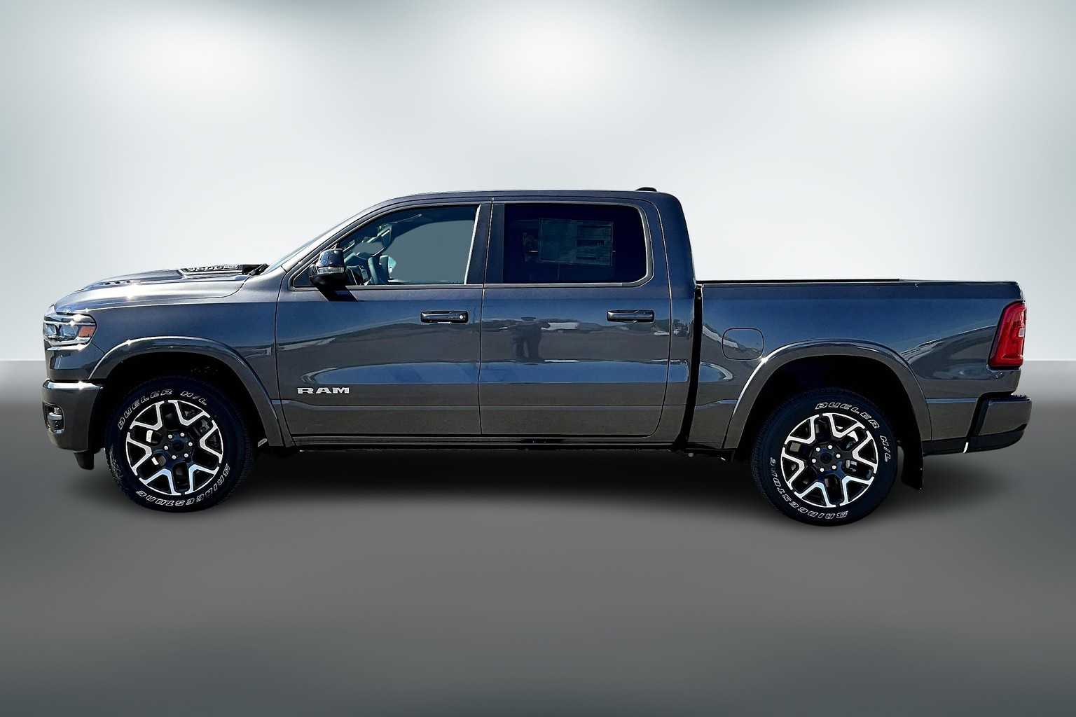 Thumbnail: 2025 RAM 1500 - 3