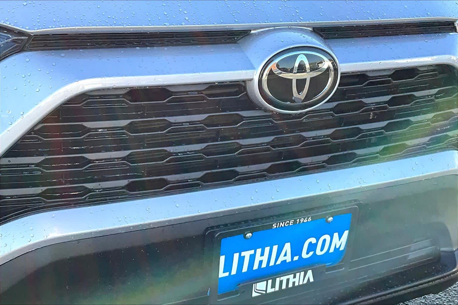 Thumbnail: 2024 Toyota RAV4 - 34