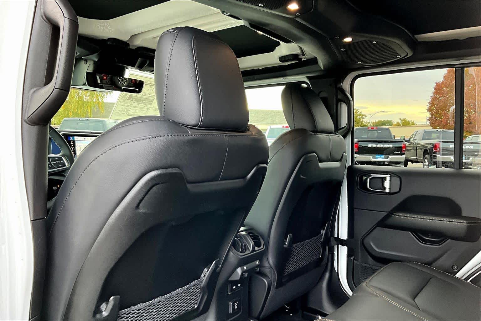 Thumbnail: 2026 Jeep Wrangler - 12