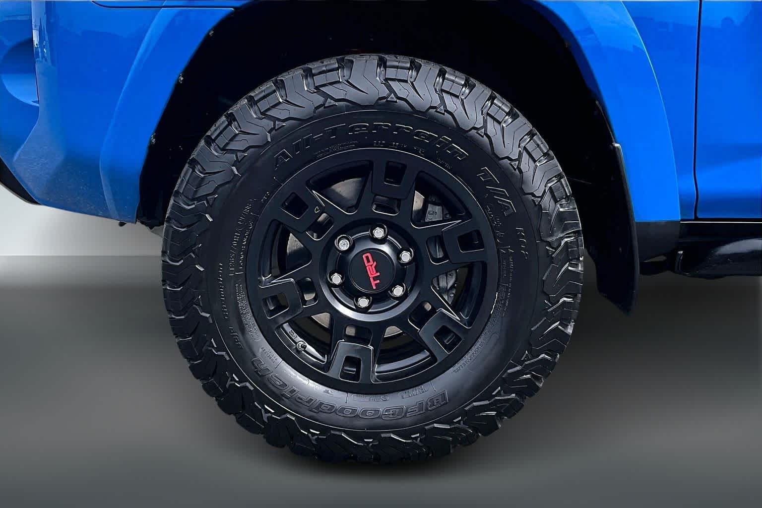 Thumbnail: 2019 Toyota 4Runner - 8