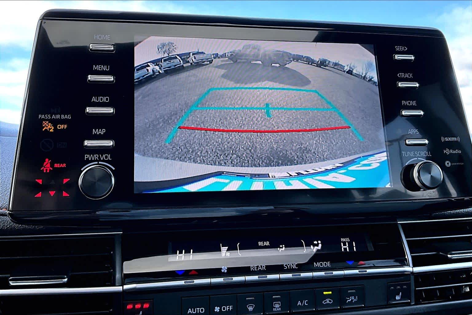 Thumbnail: 2024 Toyota Sienna - 26