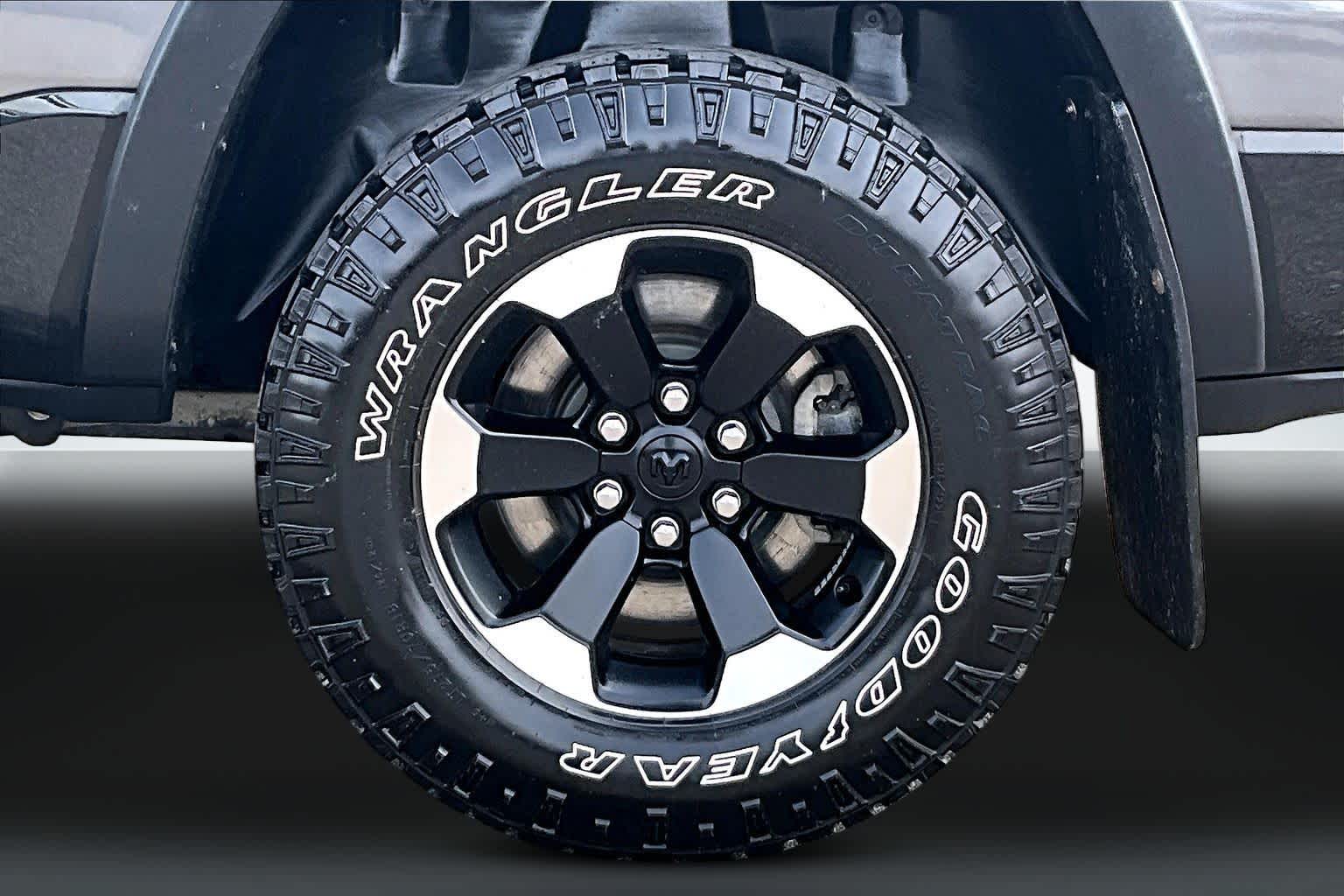 Thumbnail: 2023 RAM 1500 - 34