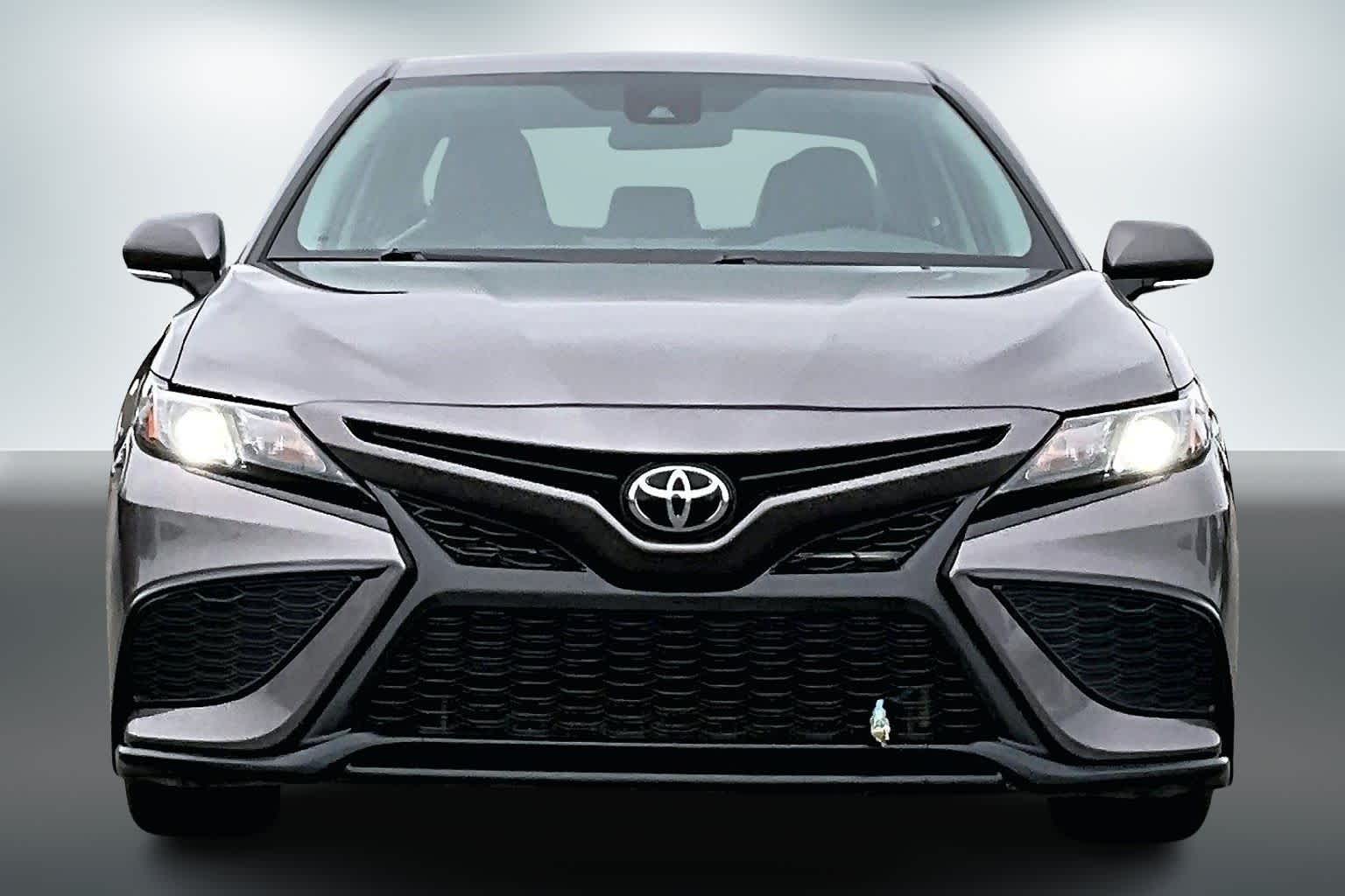 Thumbnail: 2023 Toyota Camry - 6