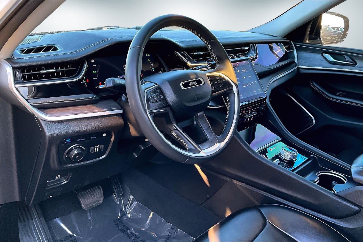 Thumbnail: 2024 Jeep Grand Cherokee - 2