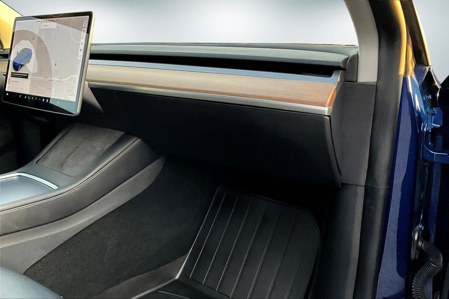 Thumbnail: 2021 Tesla Model Y - 21