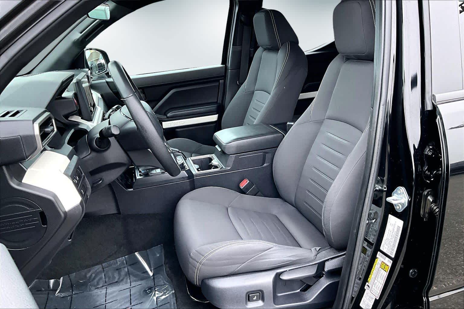 Thumbnail: 2024 Toyota Tacoma - 10