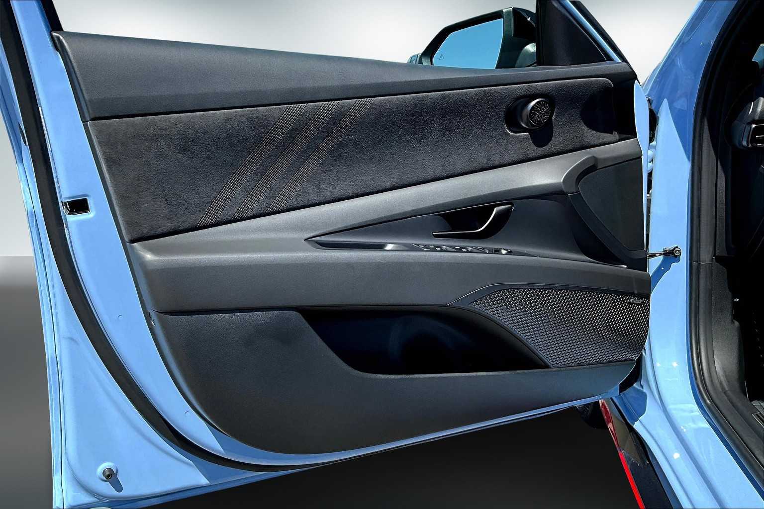Thumbnail: 2025 Hyundai Elantra - 27