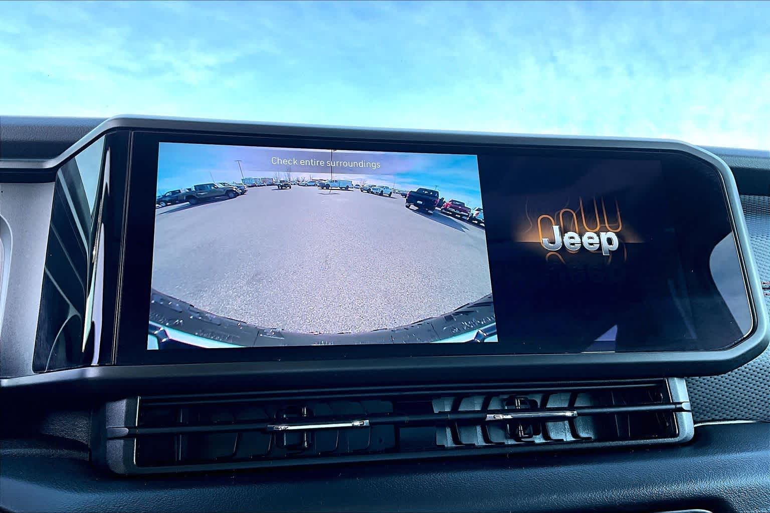 Thumbnail: 2024 Jeep Wrangler - 25