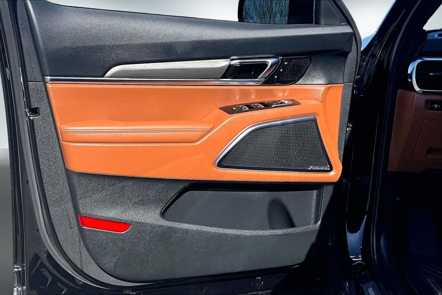 Thumbnail: 2024 Kia Telluride - 25