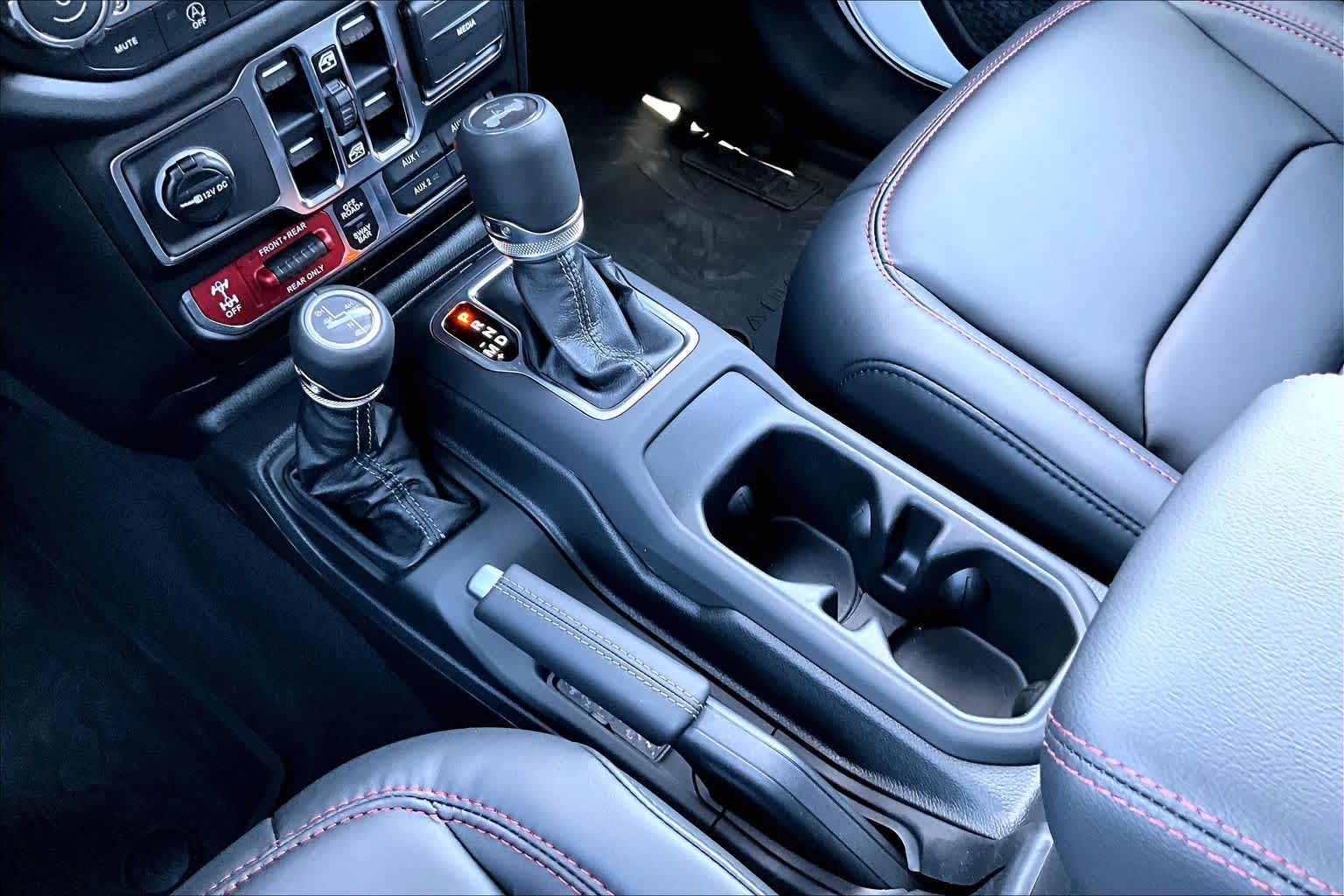 Thumbnail: 2026 Jeep Wrangler - 16