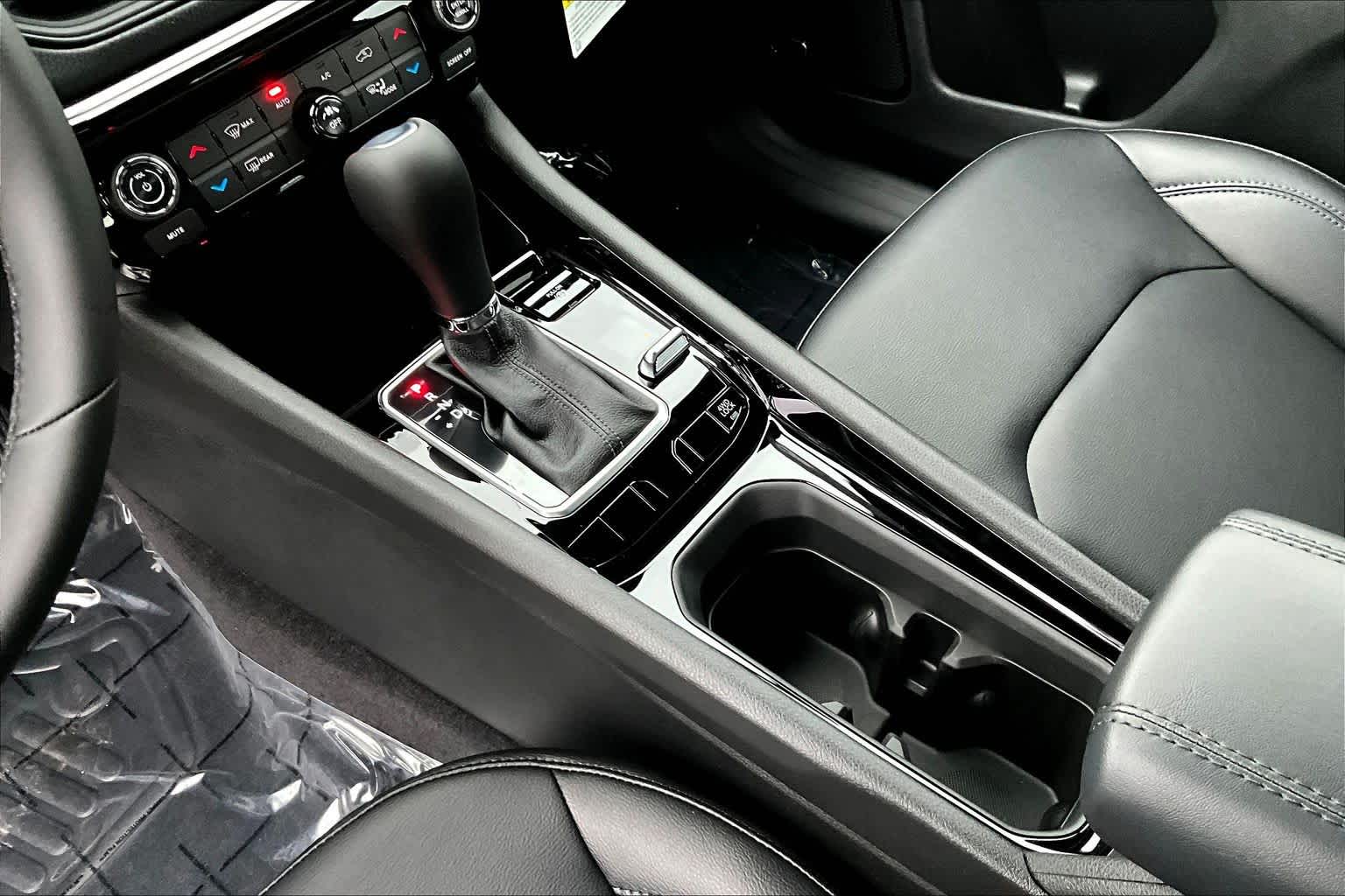 Thumbnail: 2026 Jeep Compass - 17