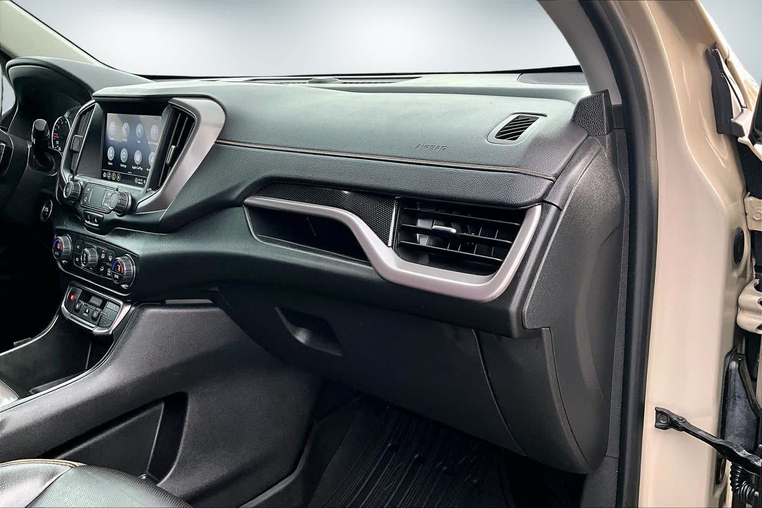 Thumbnail: 2022 GMC Terrain - 23