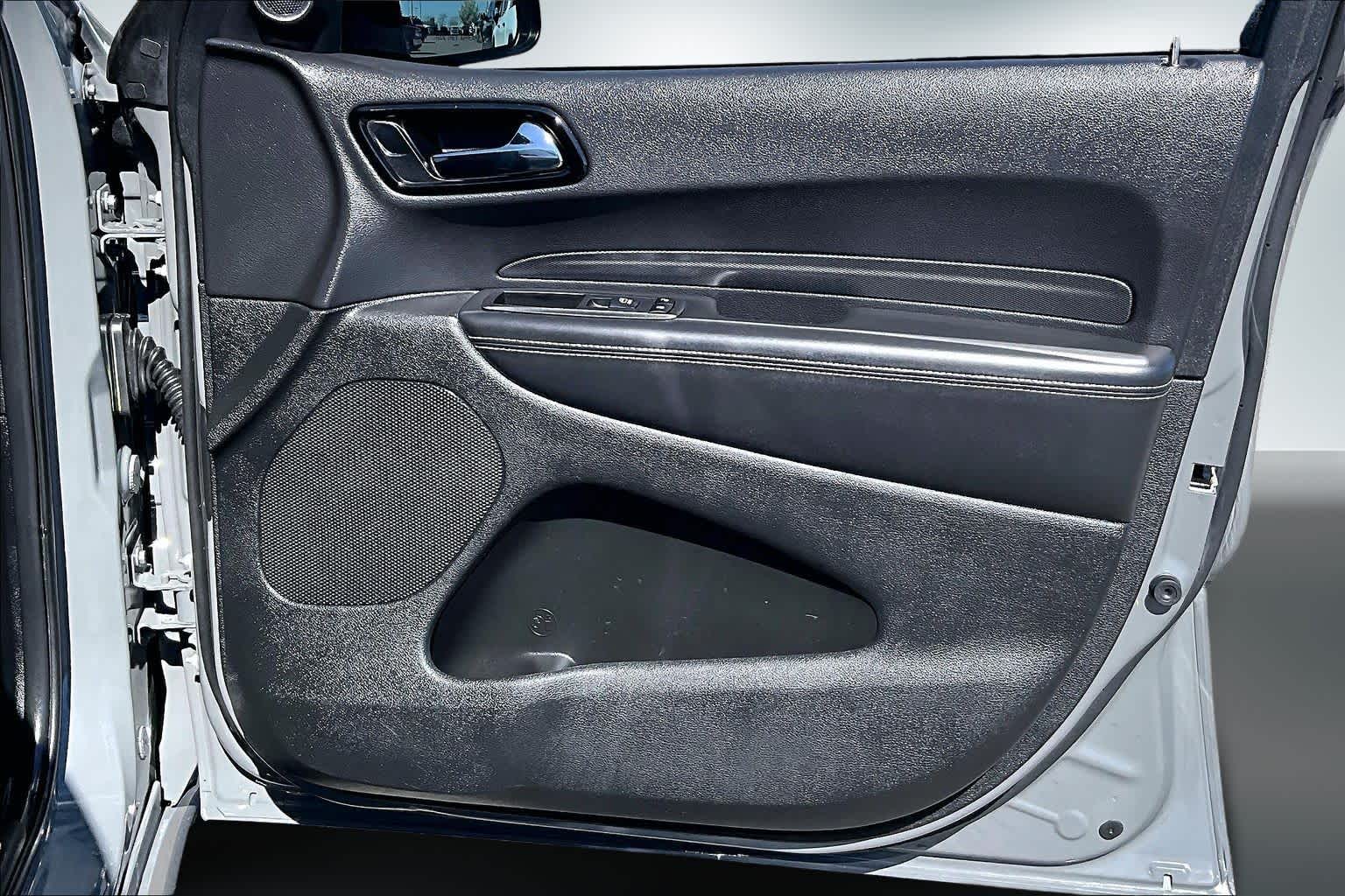 Thumbnail: 2023 Dodge Durango - 28