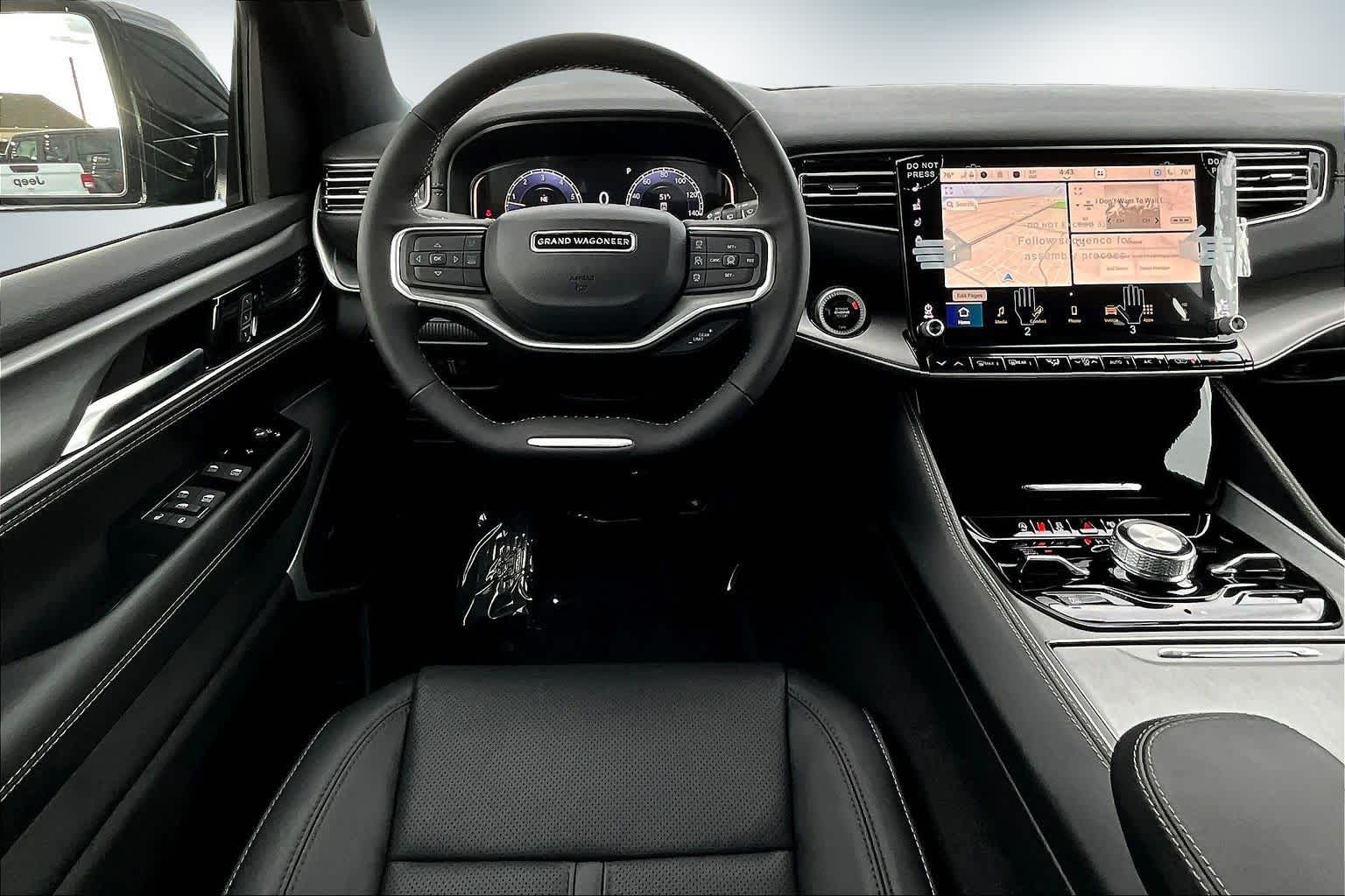 Thumbnail: 2026 Jeep Grand Wagoneer - 15
