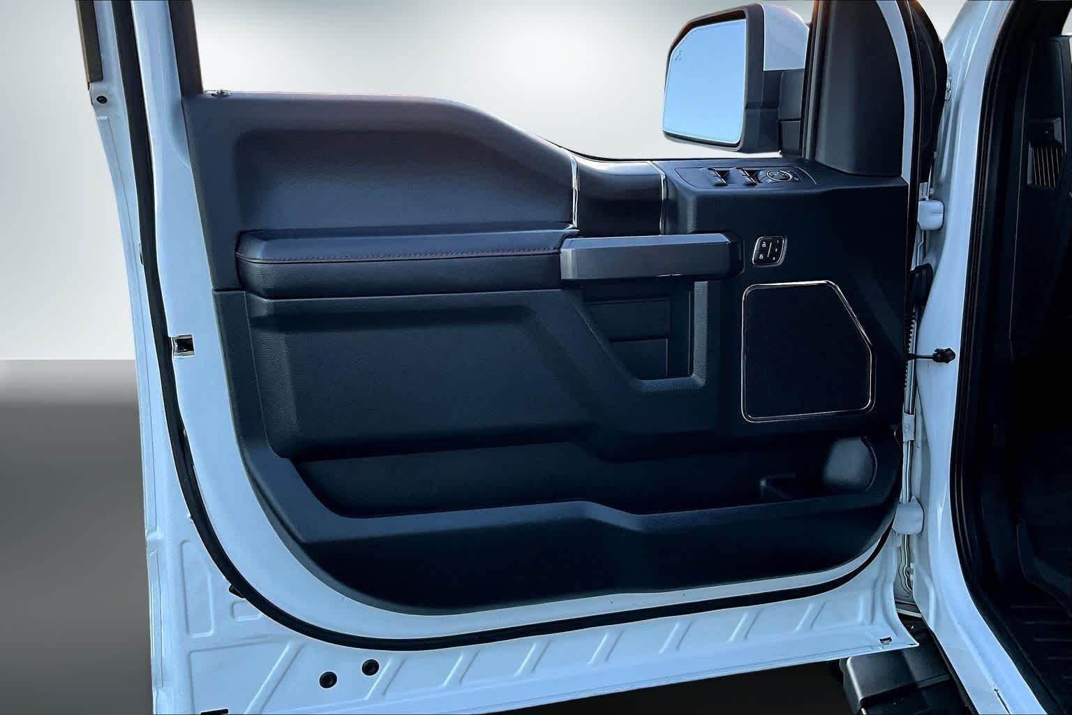 Thumbnail: 2020 Ford F-150 - 27